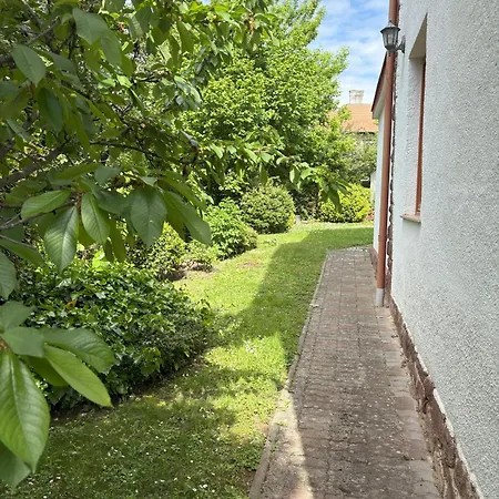 Rosa Villa Balatonalmádi